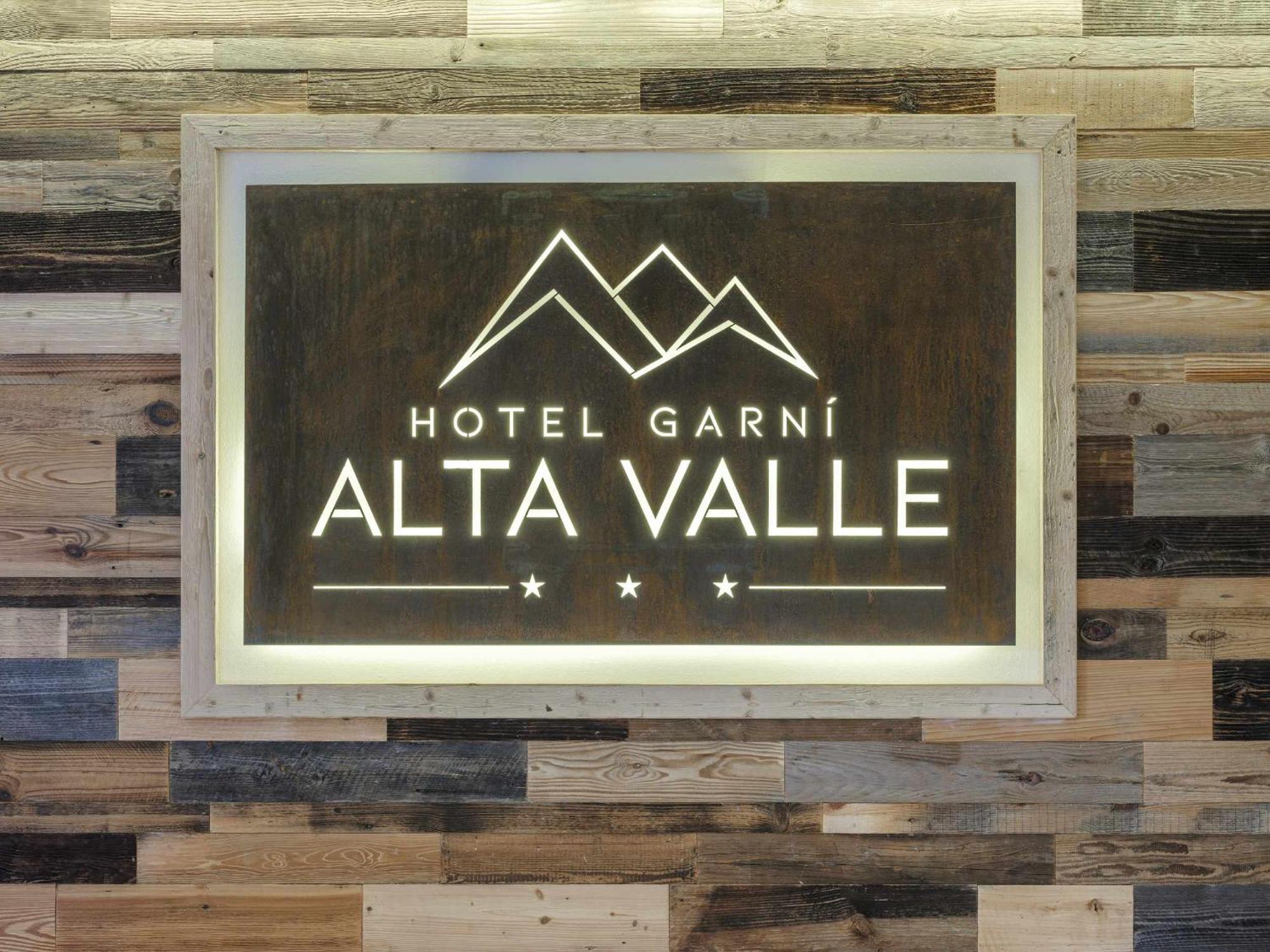 Hotel Garni Alta Valle Vione الغرفة الصورة